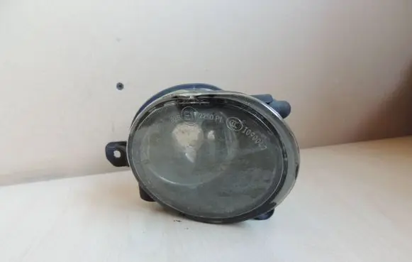 Volvo V50 Front fog light 0305085002
