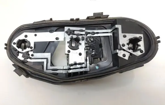 Toyota Aygo AB10 Tail light bulb cover holder 25678009