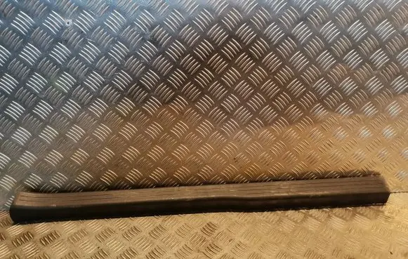 Mercedes-Benz CLK A209 C209 (A) pillar trim 2096800735
