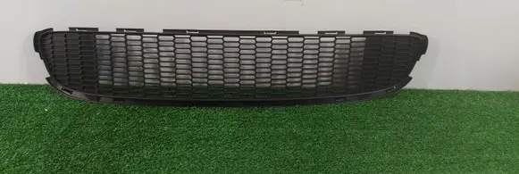 Mini One - Cooper Clubman R55 Front bumper lower grill 2751286
