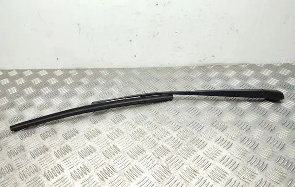 Nissan 370Z Rear wiper blade 
