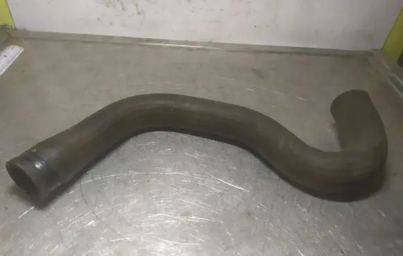 Peugeot 206+ Engine coolant pipe/hose