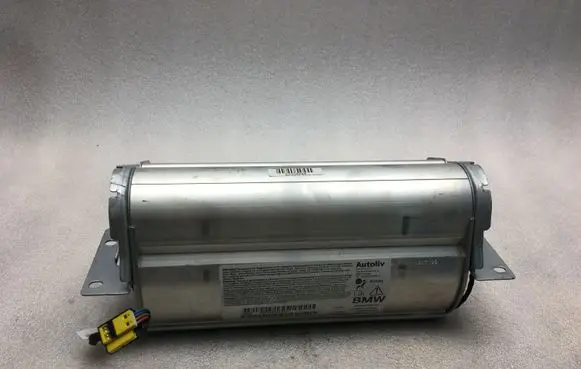 BMW 5 E60 E61 Passenger airbag 397039708121 600955100G
