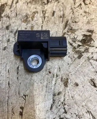 Renault Kadjar Airbag deployment crash/impact sensor 988303ra0a
