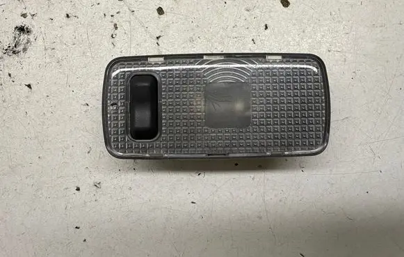 Infiniti FX Rear seat light