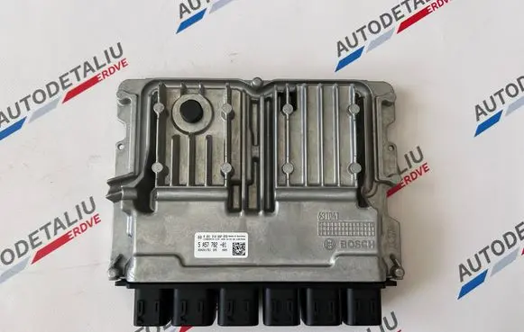 BMW 3 G20 G21 Engine control unit/module 5A57782 0261S1066P