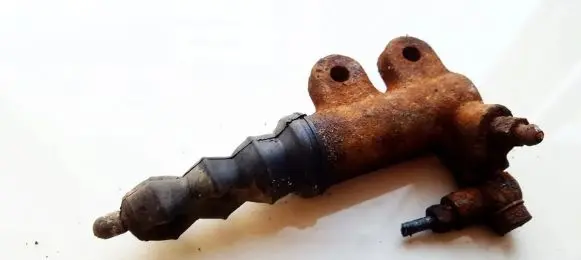 Mitsubishi Space Wagon Clutch master cylinder