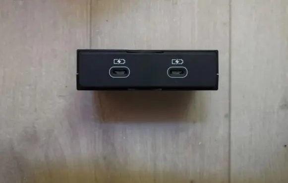 USB socket connector