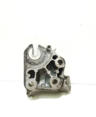 Volvo V50 Engine mounting bracket 6M516030BA