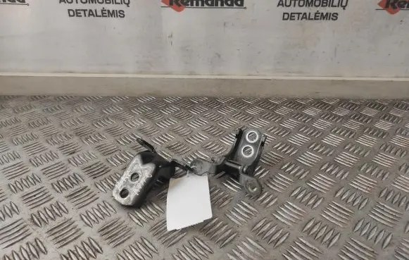 Renault Kadjar Front door hinge set 8942R 9333R