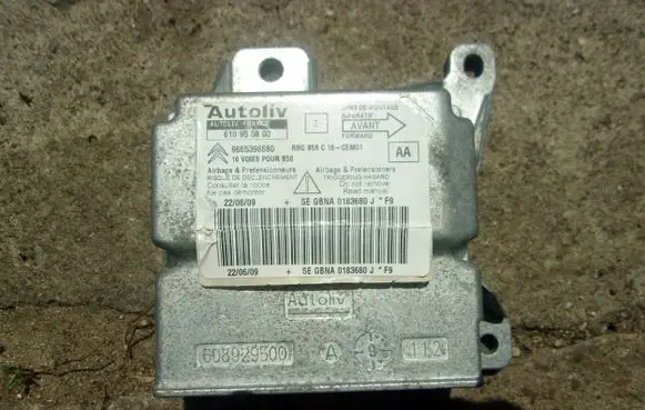 Citroen C4 I Picasso Airbag control unit/module 9665396680