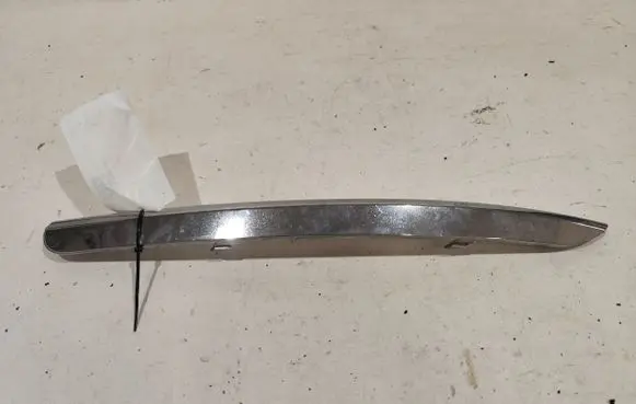 KIA Sportage Front bumper splitter molding 865813U000