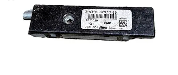Mercedes-Benz CL C215 Aerial antenna amplifier A2128201789 28072374 13T029