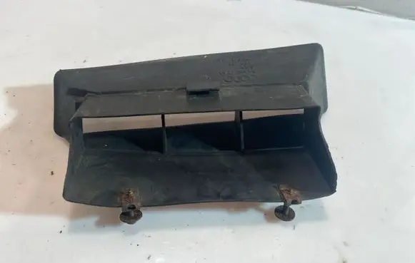 Audi A6 S6 C5 4B Air intake duct part 4B0129617C