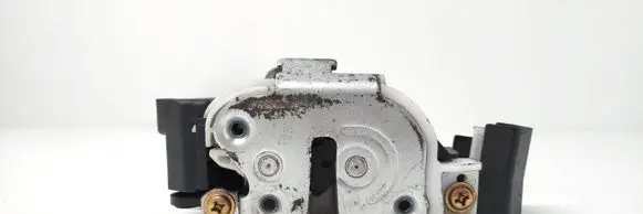 Mitsubishi Colt Front door lock