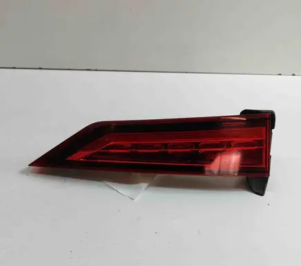 Volvo V60 Tailgate rear/tail lights 32228902