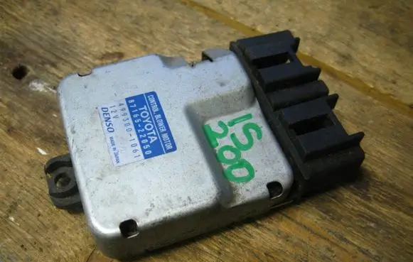 Lexus IS 200-300 Heater blower motor/fan resistor 87165-22050