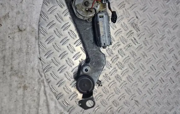 BMW 5 E34 Rear window wiper mechanism 61628355721