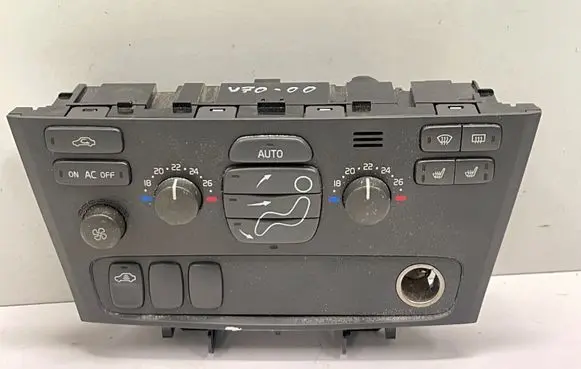 Volvo V70 Climate control unit 9452368 7923 00W28E