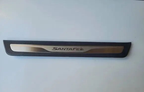 Hyundai Santa Fe Side skirt front trim 858842W500