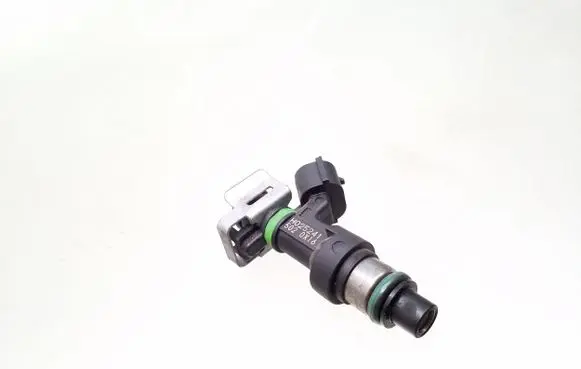 Renault Megane III Fuel injector H025241 5020X16