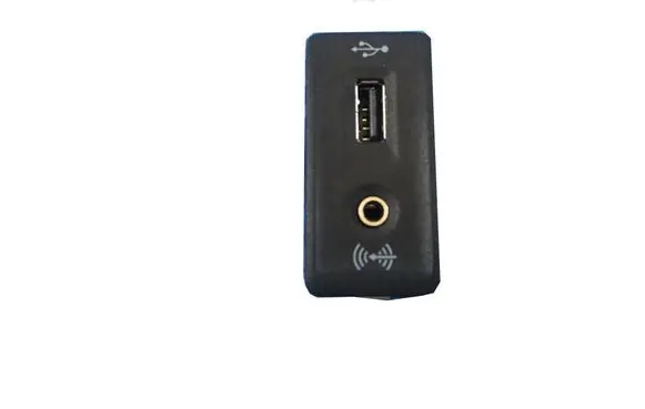 Volkswagen Golf VII USB socket connector 5G0035222F