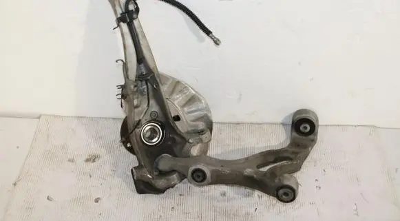 Porsche Cayenne (92A) Front wheel hub