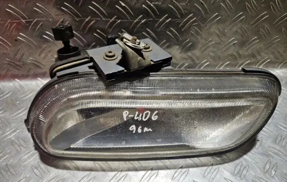 Peugeot 406 Front fog light 02B51448 37090748