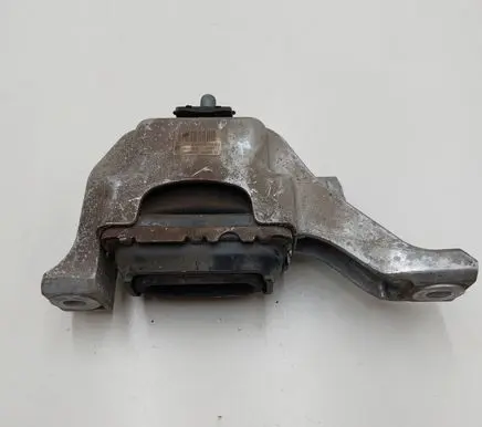 Mini One - Cooper Coupe R56 Engine mount bracket G2005006