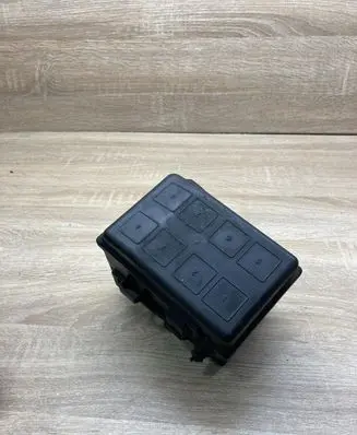 Opel Zafira A Fuse module 90560119 09132702