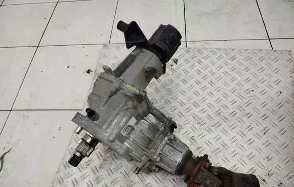 KIA Sportage Rear gearbox reducer/haldex oil pump 