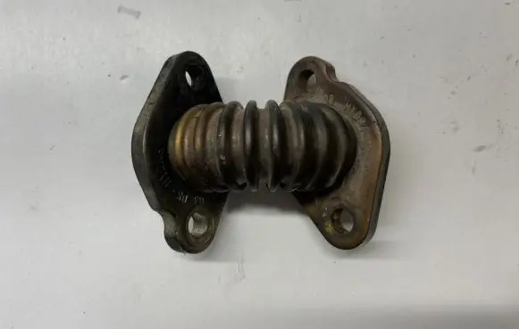Mercedes-Benz S W221 EGR valve line/pipe/hose A6421400308 6421400308
