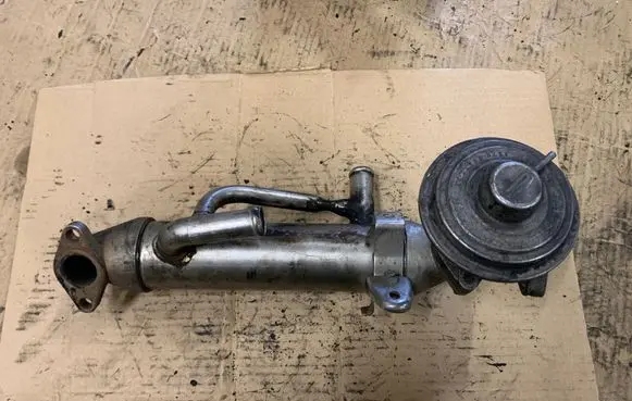 Ford Mondeo Mk III EGR valve cooler 1C109F464AD