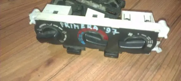 Nissan Primera Climate control unit 7030230732