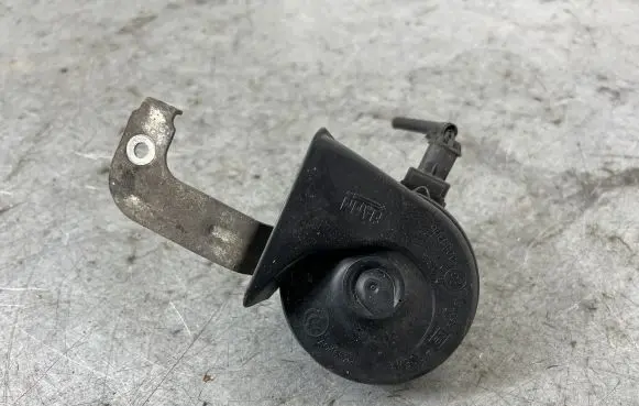 Volvo V50 Horn signal 0055306