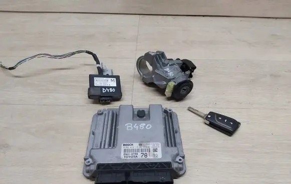 Toyota Auris E180 Other control units/modules 89661-0Z780