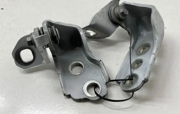 Ford Explorer VI Front door hinge set 25421