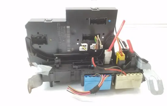 Mercedes-Benz E W212 Fuse module 5DK00962036 A2129000204