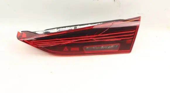 BMW M4 G82 G83 Tailgate rear/tail lights 5A37AC4 20080206AE 05022024