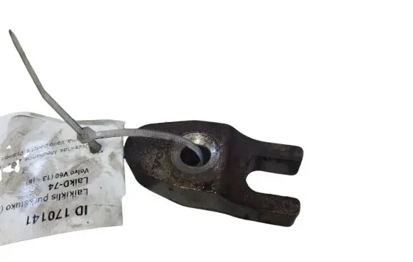 Volvo V60 Fuel Injector clamp holder