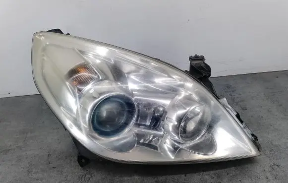 Opel Vectra C Headlight/headlamp 93185610
