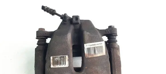 Peugeot 2008 I Front brake caliper