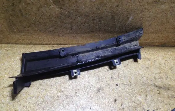 Mercedes-Benz SL R129 Wiper trim 1298310536