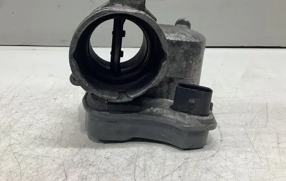 Audi A3 S3 A3 Sportback 8P Engine shut-off valve 03G128063B