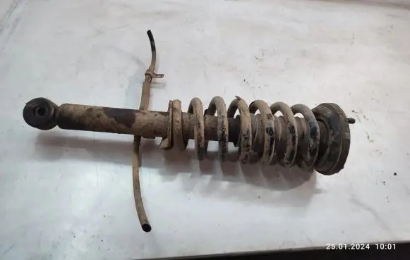 KIA Sorento Front shock absorber with coil spring