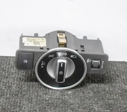 Mercedes-Benz A W176 Light switch A2129050651 10091532
