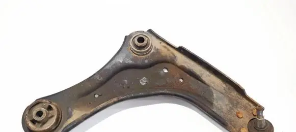 Renault Laguna III Front lower control arm/wishbone 545000011r 545000011r---