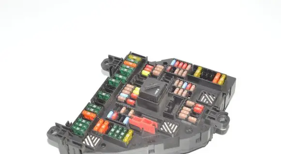 BMW 5 F10 F11 Fuse module 9264923 61149264923
