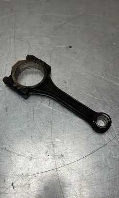Volkswagen Golf IV Connecting rod/conrod AKQ