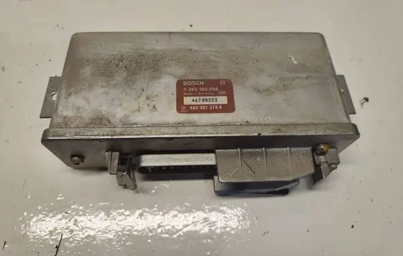 Audi 80 90 S2 B4 ABS control unit/module 0265100056 4A0907379A 46708223